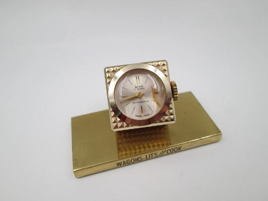 Rivo desk travel mechanical clock. Gold plated metal. Diamond pattern. Wind-up. Swiss