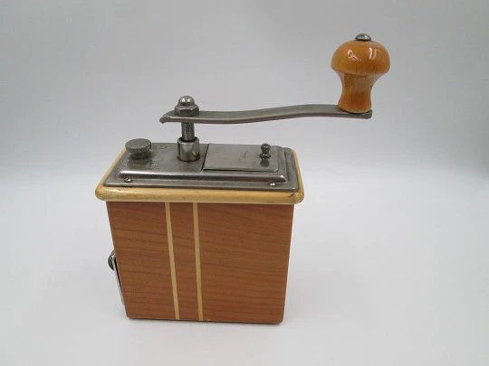 Robert Zassenhaus 498 Rosel coffee grinder. Wood and metal. Germany. 1950's