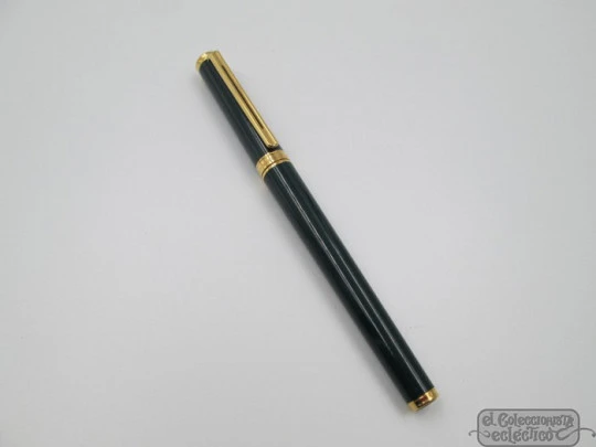 Rollerball Montblanc Noblesse Oblige. Green lacquer & gold plated