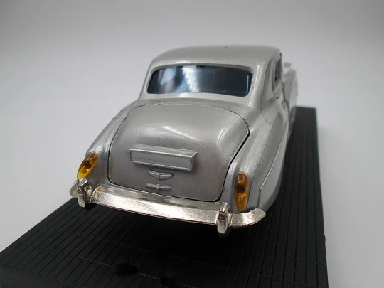 Rolls Royce Silver Cloud III coche metal. Nacoral. Escala 1:29. Estuche. 1970