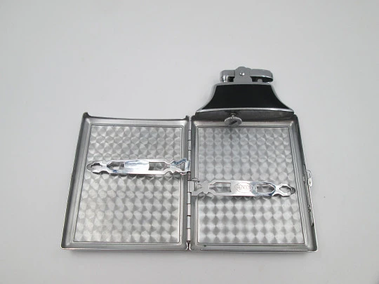 Ronson Mastercase art deco lighter with cigarette case. Silver plated & bitone enamel Ronson Mastercase art deco lighter with cigarette case. Silver plated & bitone enamel