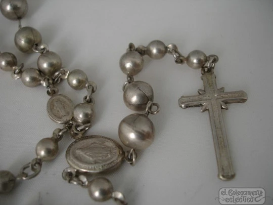 Rosary. Sterling silver. 1940's. Balls beads. Virgin medals
