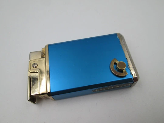 Royal MR-500 musical butane pocket lighter. Bitone metal. Original box. Japan. 1960's Royal MR-500 musical butane pocket lighter. Bitone metal. Original box. Japan. 1960's