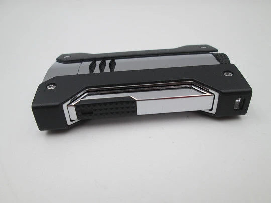 S.T. Dupont Defi Extreme torch flame gas lighter. Black resin and chrome metal. 2020's S.T. Dupont Defi Extreme torch flame gas lighter. Black resin and chrome metal. 2020's