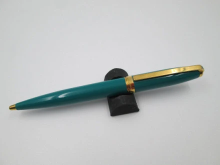 St Dupont Fidelio Ballpoint Pen Green Lacquer Gold Plated | El