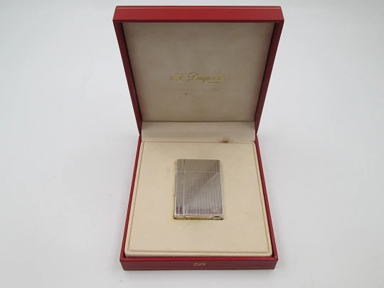 S.T. Dupont lighter. Rolled silver plated. Lines pattern. Original box. 2002's