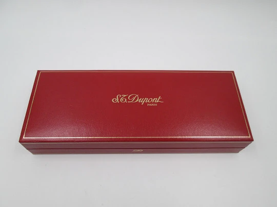 S.T. Dupont París Classique ballpoint pen. Gold filled. Original box. 2000's. France