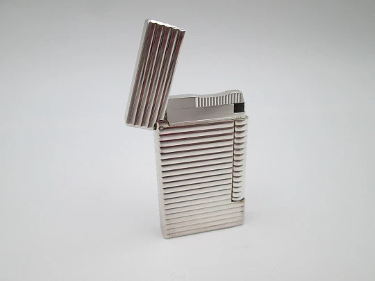 S.T. Dupont Paris gas lighter. Sterling silver rolled. Lines pattern. Original box