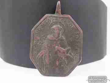 Saint Dominic of Soria and Virgin of the Rosary medal. Bronze. 18th century