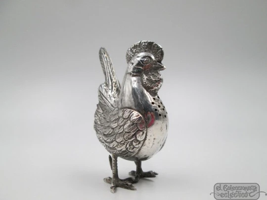 Salero de mesa. Plata de ley. Años 50. España. Figura gallina Salero de mesa. Plata de ley. Años 50. España. Figura gallina