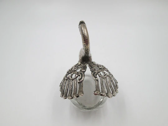 Salero para servicio de mesa. Plata de ley y cristal tallado. Forma de cisne. Europa. 1970