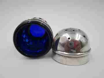 Salt & pepper shaker. 925 sterling silver and blue crystal. 1980's. Openwork design