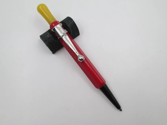 Sanavida Sevilla Laboratory mechanical pencil. Tricolor celluloid. Twist system. 1940's