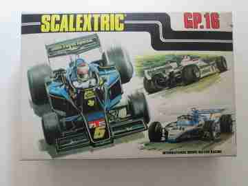 Scalextric GP-16 scale race set. Ligier JS 11 cars. Exin. 1980's. Spain