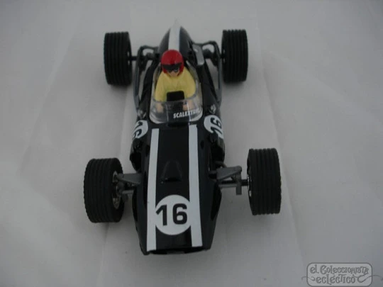 Scalextric. Coche Cooper. Negro con franja blanca. Año 2001. Tecnitoys