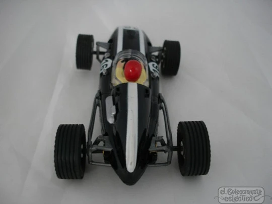 Scalextric. Coche Cooper. Negro con franja blanca. Año 2001. Tecnitoys