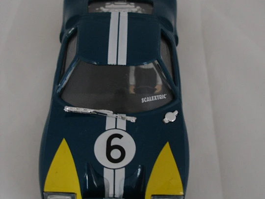 Scalextric. Coche Ford GT. Azul con franja blanca. Año 2001. Tecnitoys