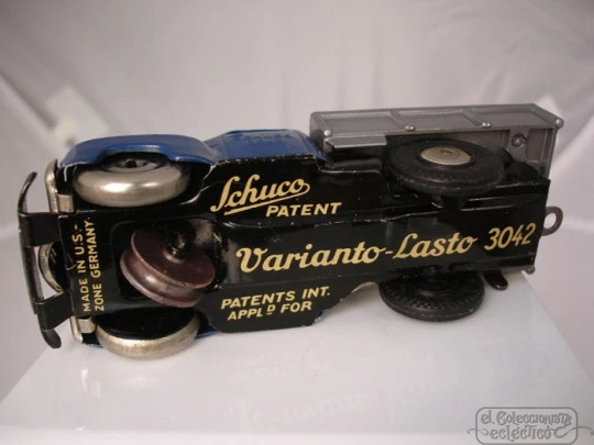 Schuco Varianto Lasto 3042. Open truck. Wind-up. Tinplate / plastic