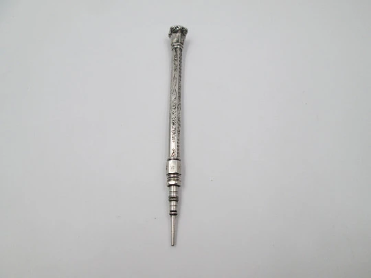 Scott Wing & Co. mechanical propelling twist pencil. Silver. England. 1900's