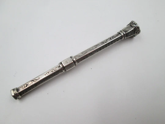 Scott Wing & Co. mechanical propelling twist pencil. Silver. England. 1900's