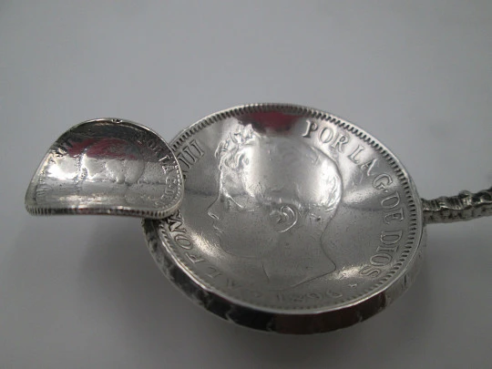 Seahorse ashtray. 5 pesetas Alfonso XIII coin. Sterling silver. 1970's. Spain