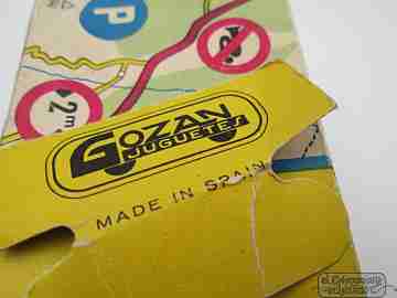 Seat 1500. Gozan. Caja. Coche a fricción. 1969. Plástico, metal y goma