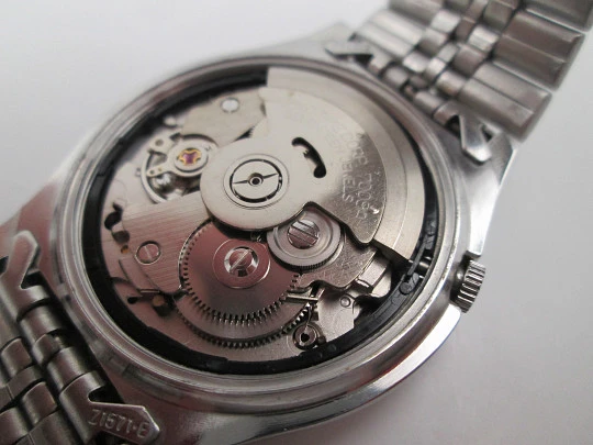 Seiko 5. Acero inoxidable. Automático. Calendario. Brazalete. Japón. 1990