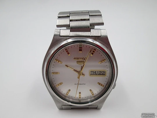 Seiko 5. Automático. Acero. Día y fecha. Armis. 1980. Esfera plata