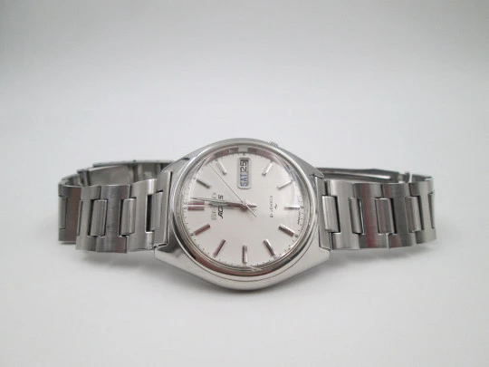 Seiko Actus. Acero inoxidable. Cuerda automática. Calendario. Brazalete. 1970