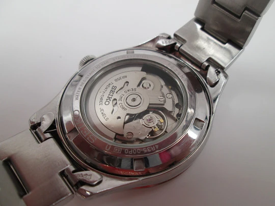 Seiko Classic. Automatic. Calendar. Steel. Bracelet. Exhibition caseback. Japan