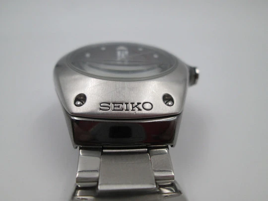 Seiko Kinetic Arctura. Urethane & stainless steel. Jorg Hysek. 1997. Japan