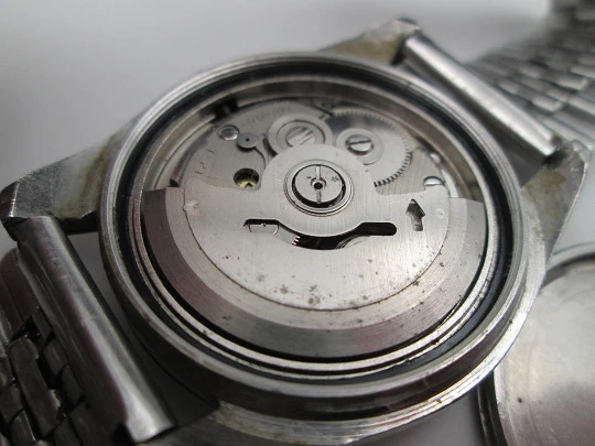Seiko men's watch. Stainless steel. Automatic. Grey dial. Calendar. Bracelet. Japan. 1970's