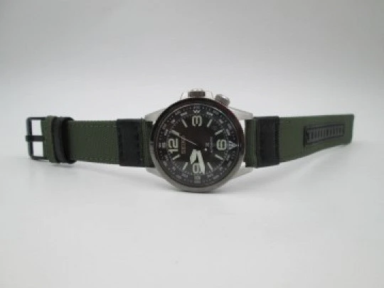 Seiko Prospex Land Master militar. Automático. Acero inoxidable. Brújula