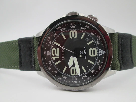 Seiko Prospex Land Master militar. Automático. Acero inoxidable. Brújula