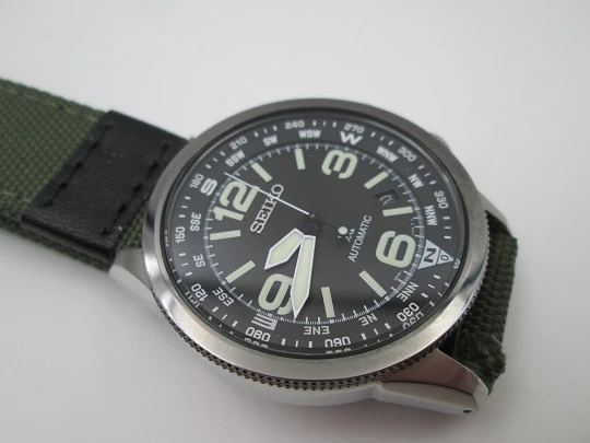 Seiko Prospex Land Master militar. Automático. Acero inoxidable. Brújula