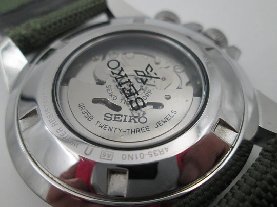 Seiko Prospex Land Master militar. Automático. Acero inoxidable. Brújula