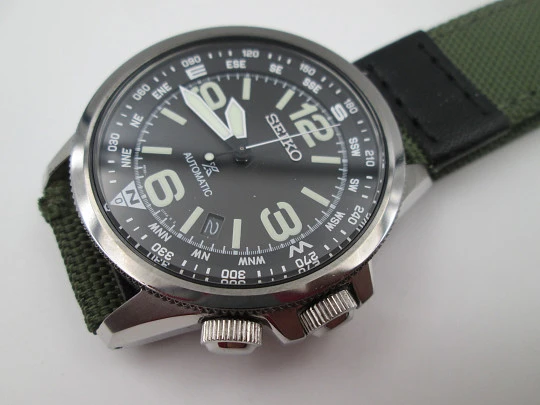 Seiko Prospex Land Master militar. Automático. Acero inoxidable. Brújula