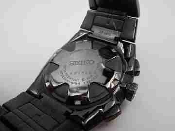 Seiko Sportura 100m quartz chronograph. PVD black steel. Alarm. Bracelet. 2000's. Japan