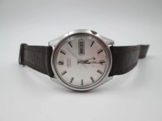 Seiko. Acero inoxidable. Automático. Día y fecha. Correa piel. 1980. Japón