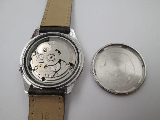 Seiko. Acero inoxidable. Automático. Día y fecha. Correa piel. 1980. Japón