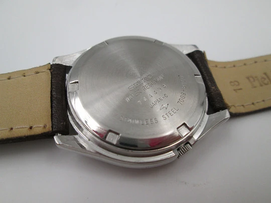 Seiko. Acero inoxidable. Automático. Día y fecha. Correa piel. 1980. Japón