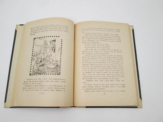 Selection of French Readings. Jesus Guzman. Blanco Lon illustrations. Hardcover. 1935