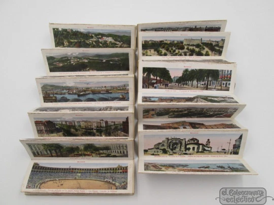 Set 42 postcards. Barcelona views. Luciano Roisin. 1930's. Colour