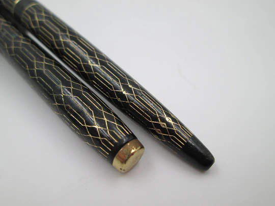 Set escritura art decó. Estilográfica y bolígrafo. Funda piel. Años 40 Set escritura art decó. Estilográfica y bolígrafo. Funda piel. Años 40