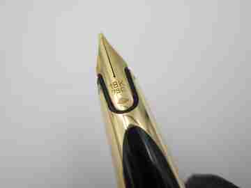 Set escritura Waterman C / F. Plástico negro y laminados oro. Estuche. 1950