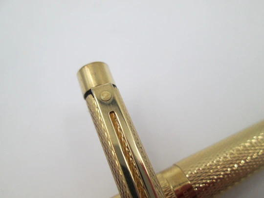 Set estilográfica y bolígrafo Sheaffer Targa Barleycorn. Chapado oro 23k. 1980