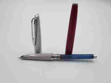 Set estilográfica y bolígrafo Waterman's C/F. Plástico bicolor y metal cromado