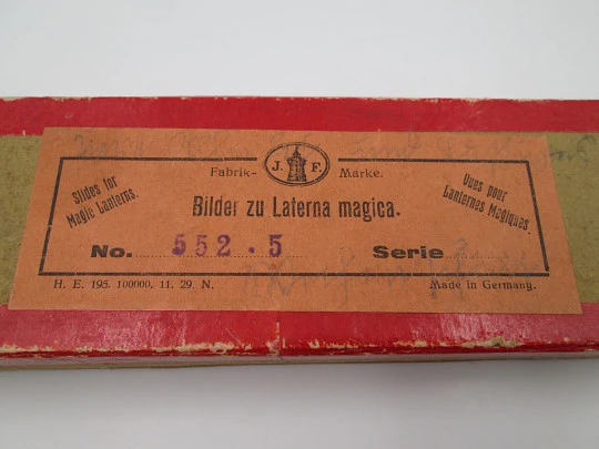 Set of 13 magic lantern slides. Ernst Plank Original box. Children's colour images. 1890