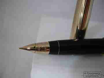 Sheaffer 727S. 12K gold filled. Converter. USA. 1970's. Triumph