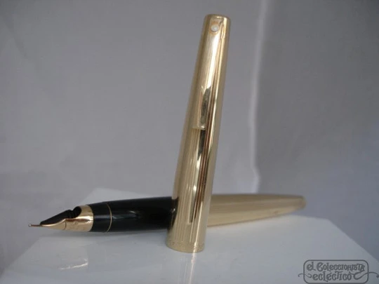 Sheaffer 727S. 12K gold filled. Converter. USA. 1970's. Triumph